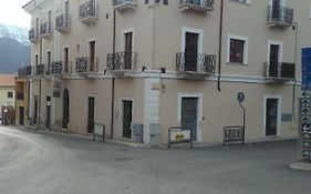 Palazzo Camelot, 19 Via Nazionale