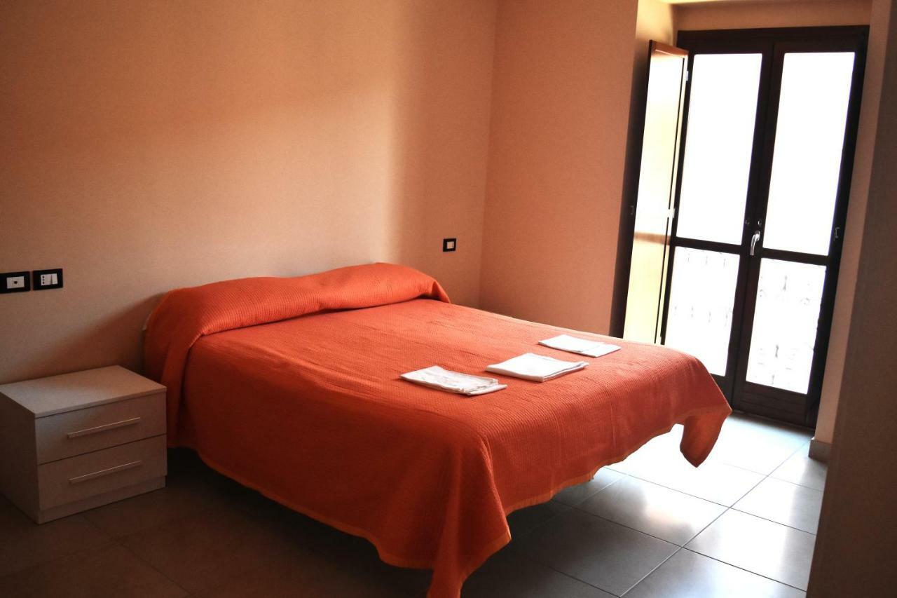 Appartamento Palazzo Camelot, 19 Via Nazionale San Demetrio ne' Vestini Esterno foto
